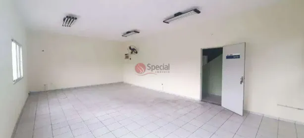 Prédio Comercial à venda, 407m² no Vila Carmosina, São Paulo