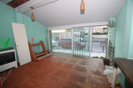 Casa com 3 Quartos para alugar, 125m² no Centro, Pelotas