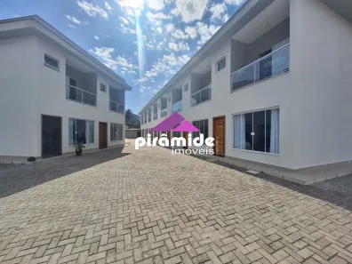Casa com 2 Quartos à venda, 72m² no Massaguaçu, Caraguatatuba