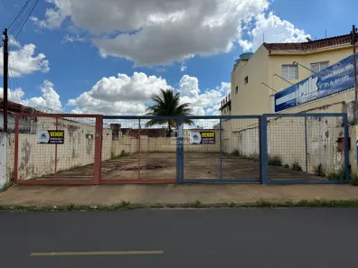 Lote/Terreno à venda, 344m² no Marta Helena, Uberlândia