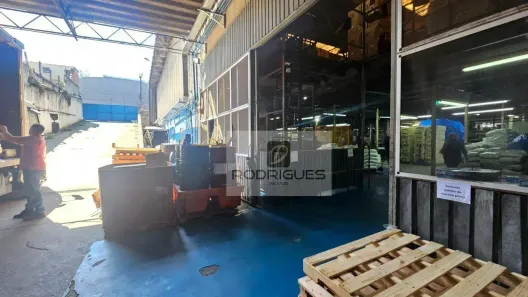 Galpão/Depósito/Armazém à venda, 3750m² no Serraria, Diadema