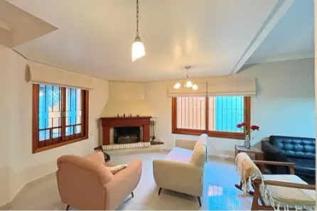 Casa com 3 Quartos à venda, 215m² no Espírito Santo, Porto Alegre