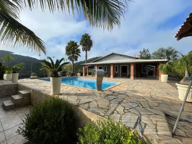 Fazenda/Sítio com 3 Quartos à venda, 255m² no Santa Joana, Santa Branca