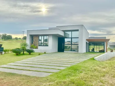 Casa de Condomínio com 4 Quartos à venda, 180m² no Condomínio Riviera de Santa Cristina XIII, Paranapanema