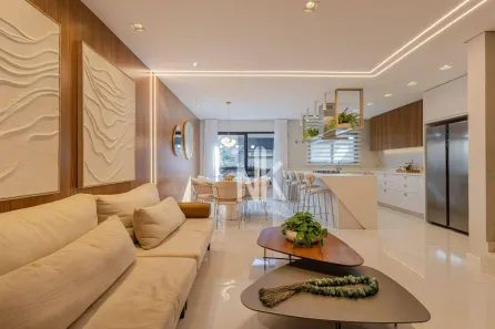 Sobrado com 3 Quartos à venda, 197m² no Água Verde, Curitiba