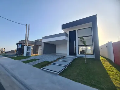 Casa de Condomínio com 3 Quartos à venda, 125m² no Centro, São Pedro da Aldeia