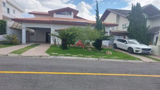Casa de Condomínio com 3 Quartos à venda, 420m² no Jardim Altos de Santana II, Jacareí