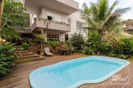 Casa com 4 Quartos à venda, 442m² no Cacupé, Florianópolis