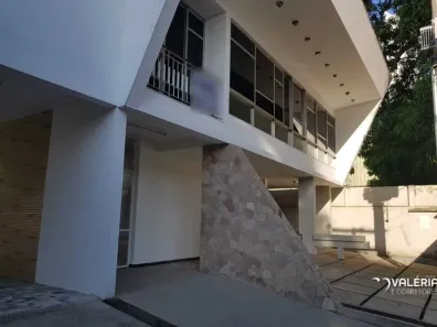 Prédio Comercial para alugar, 600m² no Batista Campos, Belém