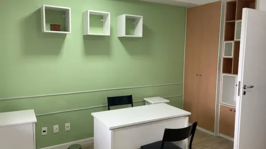 Sala Comercial com 2 Quartos para alugar, 29m² no Bigorrilho, Curitiba