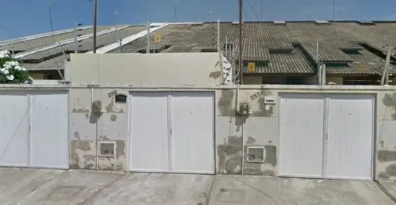 Casa com 2 Quartos à venda, 80m² no Senador Carlos Jereissati, Pacatuba