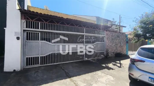 Casa com 4 Quartos à venda, 204m² no Nova Suiça, Goiânia