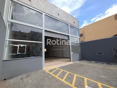Ponto Comercial para alugar, 250m² no Nossa Senhora Aparecida, Uberlândia