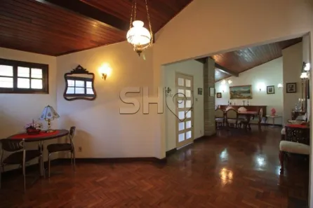 Sobrado com 2 Quartos à venda, 250m² no Sumaré, São Paulo
