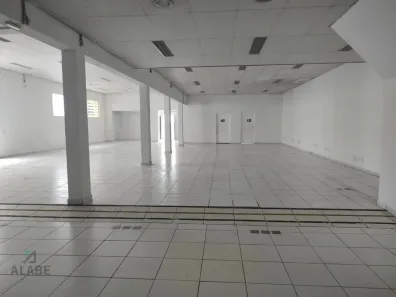 Galpão/Depósito/Armazém para alugar, 1205m² no Santo Amaro, São Paulo