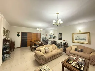 Casa com 5 Quartos à venda, 500m² no Jardim Nasralla, Bauru