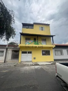 Sobrado com 3 Quartos à venda, 100m² no Centro, Lorena