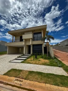 Sobrado com 3 Quartos à venda, 266m² no Villa Piemonte I, Franca
