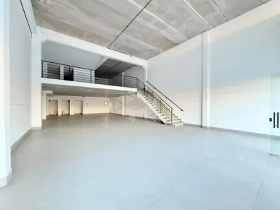 Ponto Comercial para alugar, 225m² no São Sebastião, Porto Alegre
