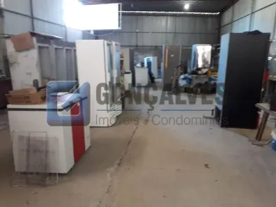 Galpão/Depósito/Armazém à venda, 400m² no Vila São Pedro, Suzano