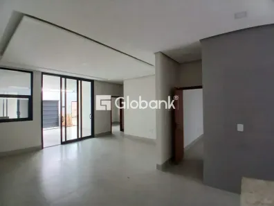 Casa com 3 Quartos à venda, 150m² no Universitário, Montes Claros