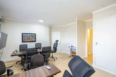 Sala Comercial à venda, 66m² no Centro, Curitiba