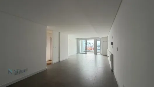Apartamento com 3 Quartos à venda, 130m² no Canto, Florianópolis