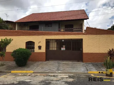 Casa com 3 Quartos para alugar, 207m² no Vila Jardini, Sorocaba