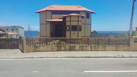 Sobrado com 3 Quartos à venda, 130m² no Cordeirinho (Ponta Negra), Maricá