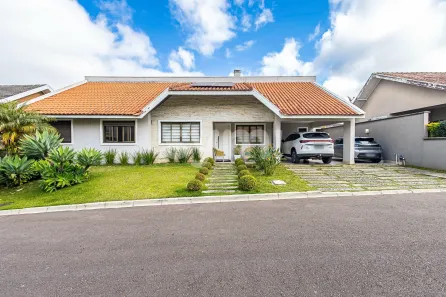Casa de Condomínio com 4 Quartos à venda, 147m² no Santa Felicidade, Curitiba