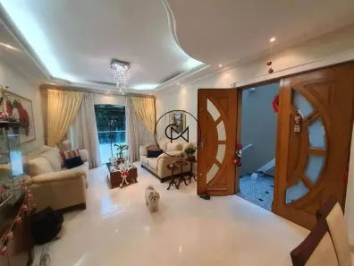 Casa com 3 Quartos à venda, 250m² no Jardim Pinheiros, São Paulo