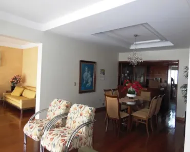 Apartamento com 4 Quartos à venda, 236m² no Fundinho, Uberlândia