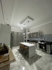 Casa de Condomínio com 3 Quartos para alugar, 155m² no Parque Nova Carioba, Americana