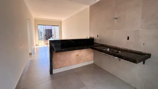 Casa com 3 Quartos à venda, 75m² no São Jorge, Uberlândia
