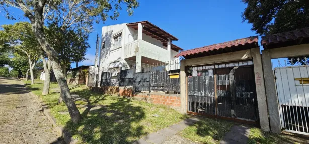 Casa com 2 Quartos à venda, 140m² no Espírito Santo, Porto Alegre