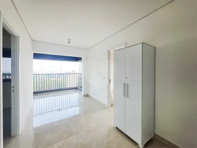 Apartamento com 2 Quartos para venda ou aluguel, 46m² no Santo Amaro, São Paulo