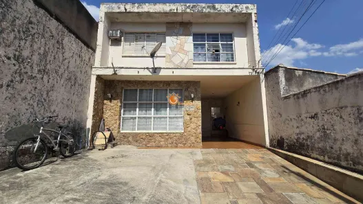 Casa com 4 Quartos à venda, 227m² no Vila Santana, Sorocaba