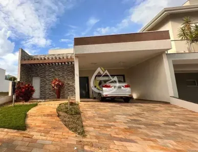 Casa de Condomínio com 3 Quartos à venda, 200m² no Parque Brasil 500, Paulínia