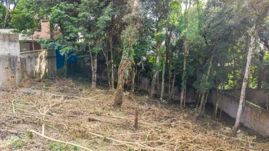 Lote/Terreno com 1 Quarto à venda, 721m² no Campo Comprido, Curitiba