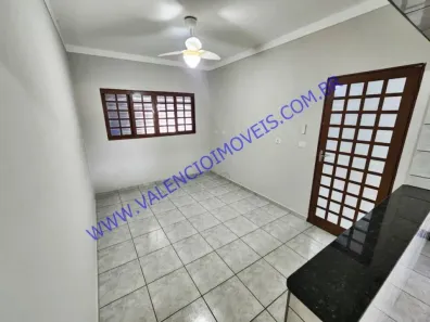 Casa com 2 Quartos à venda, 120m² no Jardim Primavera, Americana