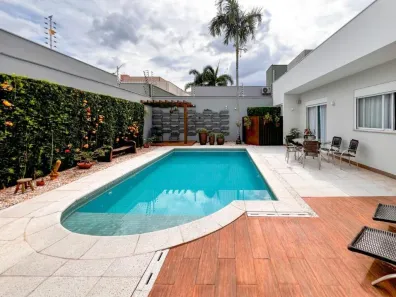 Casa com 3 Quartos à venda, 300m² no Jardim Higienópolis, Maringá