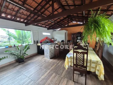 Casa com 4 Quartos à venda, 300m² no , Caeté
