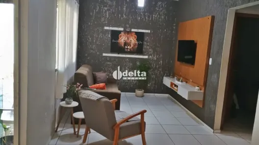 Casa com 2 Quartos à venda, 110m² no Jardim Canaã, Uberlândia