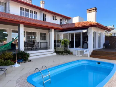 Sobrado com 3 Quartos à venda, 375m² no João Paulo, Florianópolis