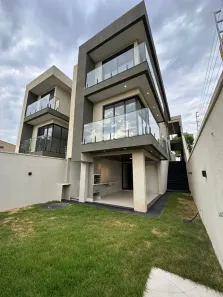 Sobrado com 4 Quartos à venda, 217m² no Jardim Atlântico, Goiânia