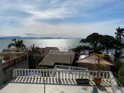 Casa com 3 Quartos à venda, 180m² no Praia de Fora, Palhoça