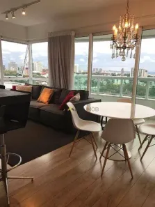 Apartamento com 2 Quartos para alugar, 80m² no Três Figueiras, Porto Alegre