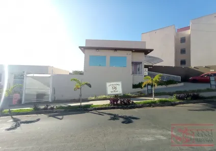 Apartamento com 3 Quartos para alugar, 66m² no Vila Labaki, Limeira