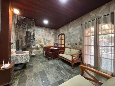 Casa com 3 Quartos à venda, 245m² no Jardim Oriente, São José dos Campos