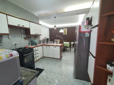 Casa com 3 Quartos à venda, 270m² no Jardim Tannus, Jundiaí